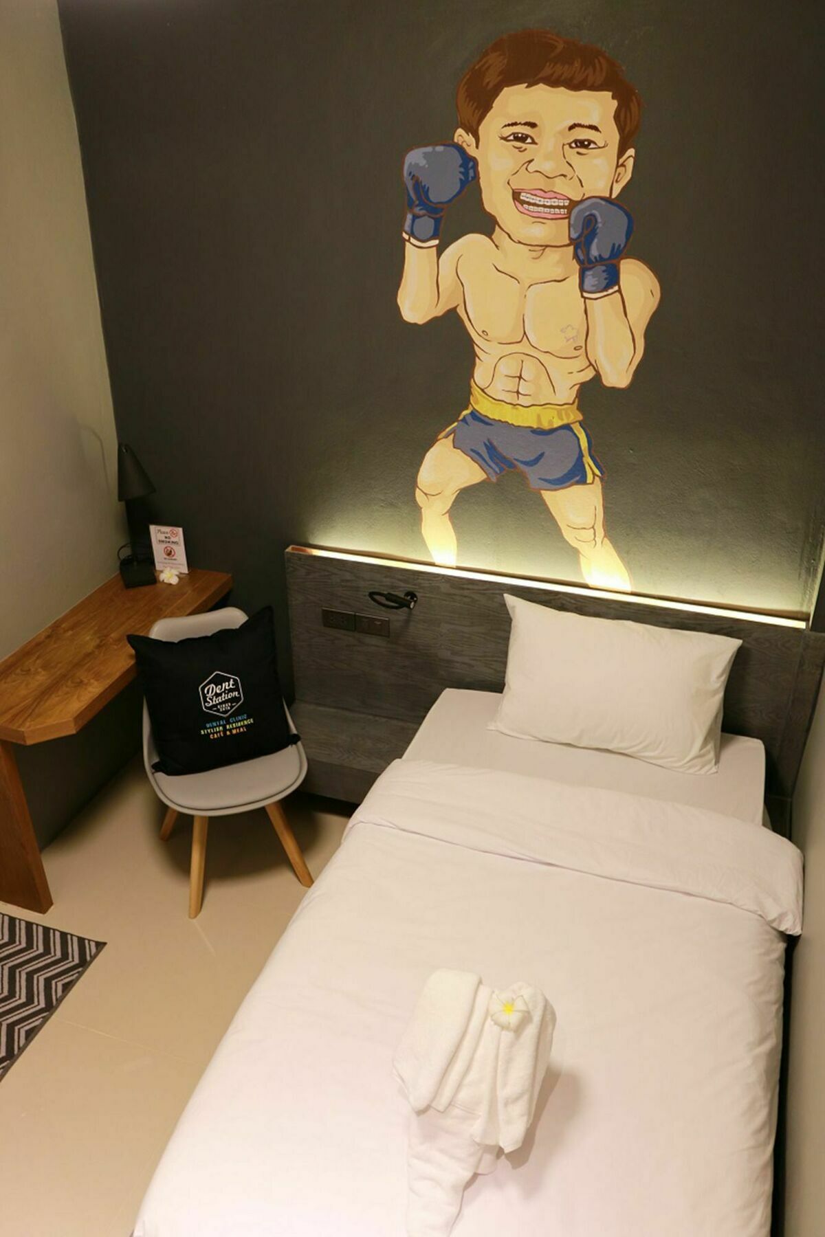 Dent Station Resident Hotel Phuket Exterior foto